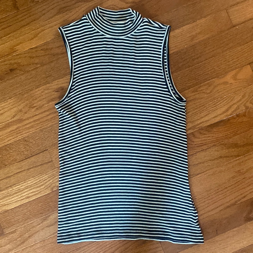 Gap Black & White Striped Mockneck Sleeveless Top